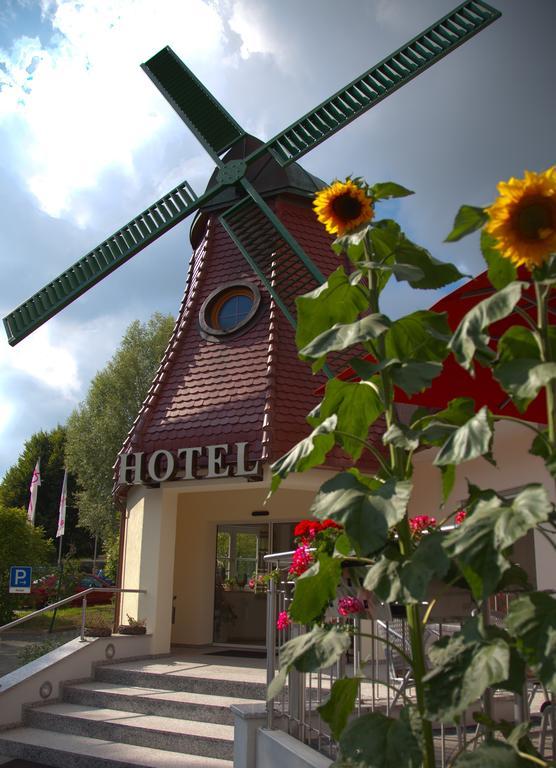 Hotel Restaurant Zur Windmuhle Ansbach Esterno foto